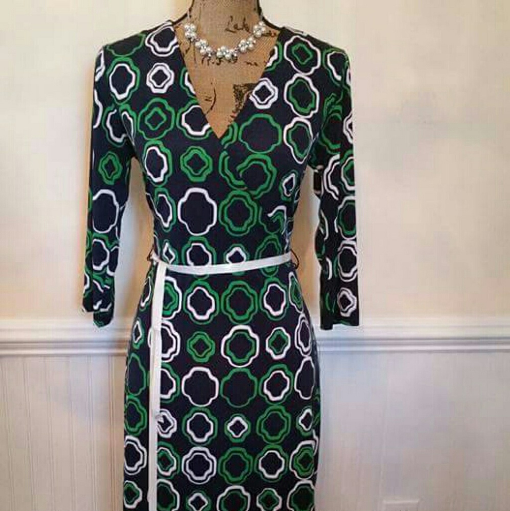 New Direction's navy blue, green and white dress